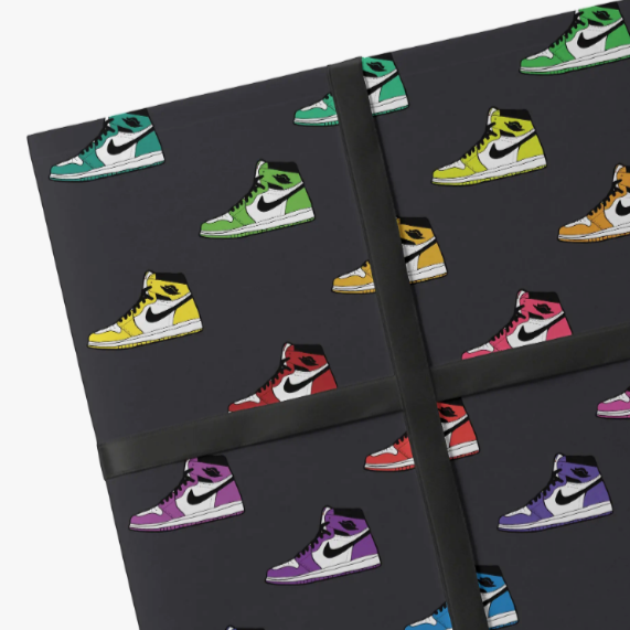 2 Sheets Sneakers Wrapping Paper Grey Sustainable